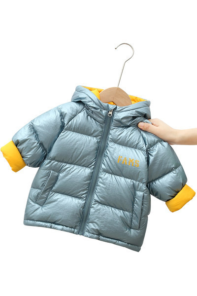 Dnevna dječja jakna za djevojčice s aplikacijom