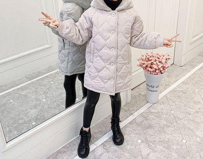 Zimska dječja jakna s kapuljačom i gumbima za djevojčice u tri boje