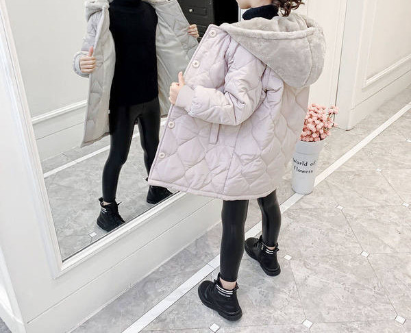 Zimska dječja jakna s kapuljačom i gumbima za djevojčice u tri boje