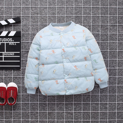 Proljetna dječja jakna s gumbima i uzorkom