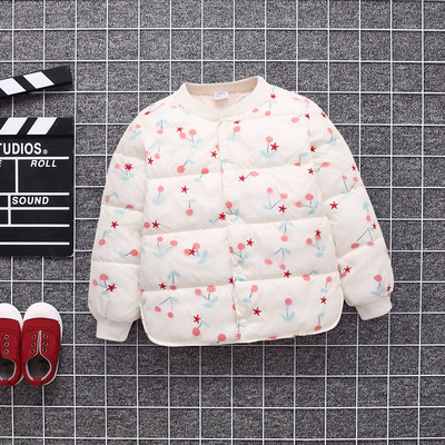 Proljetna dječja jakna s gumbima i uzorkom