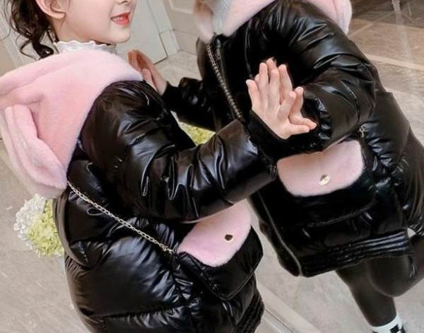 Moderna dječja zimska jakna s kapuljačom za djevojčice