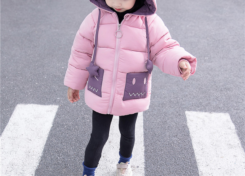 Dječja jakna za djevojčicu s kapuljačom i džepovima