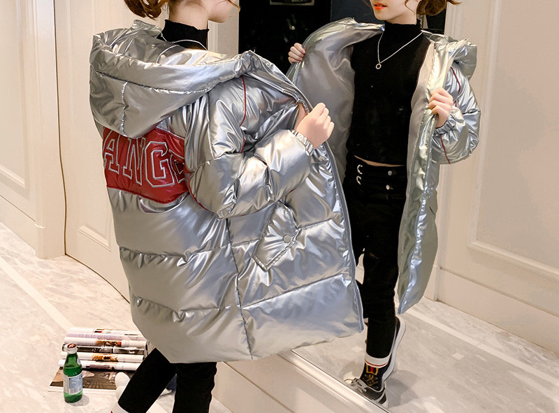 Podstavljena zimska jakna s kapuljačom za djevojčice