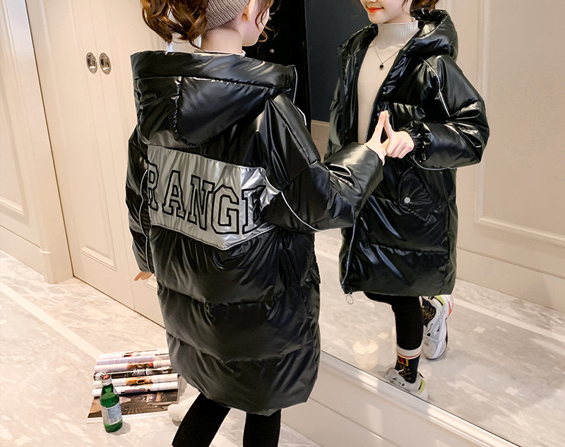 Podstavljena zimska jakna s kapuljačom za djevojčice