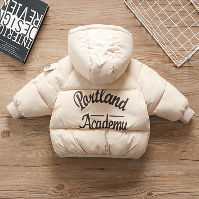 Dječja jakna s kapuljačom za djevojčice - različiti modeli