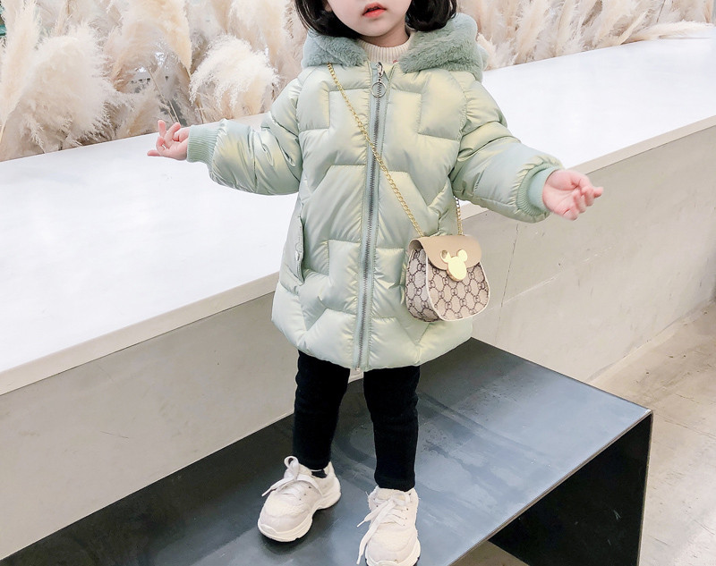 Zimska jakna s pamučnom postavom i kapuljačom