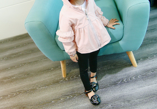 Proljetna jakna s kovrčama za djevojčice s kapuljačom i 3D elementom