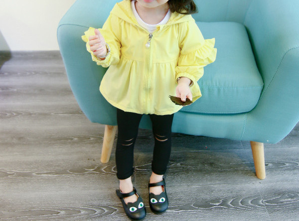 Proljetna jakna s kovrčama za djevojčice s kapuljačom i 3D elementom