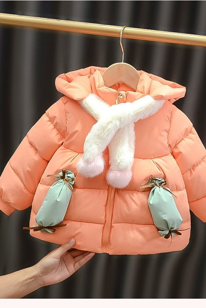 Dnevna dječja jakna sa šalom i kapuljačom u tri boje