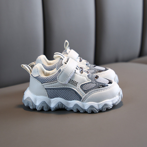 Novi model dječjih tenisica sa grubim đonom za djevojčice