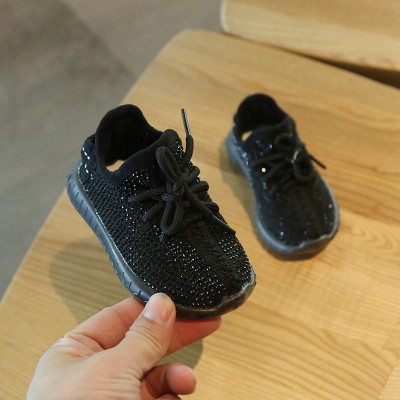 Ležerne ženske tenisice s kamenčićima i vezicama