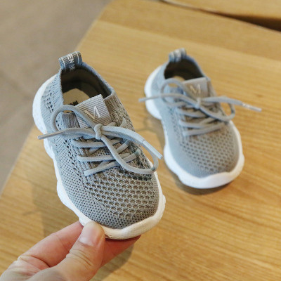 Dnevne dječje tenisice s mrežicom i vezicama