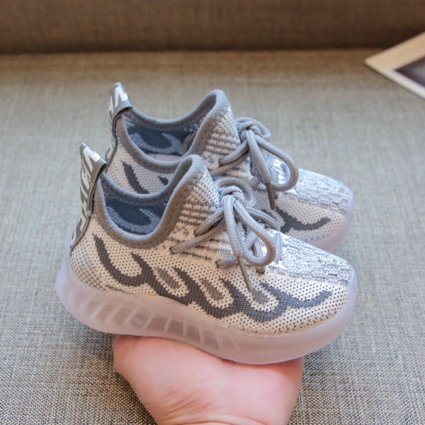 Dječje prozračne tenisice s ravnim potplatom