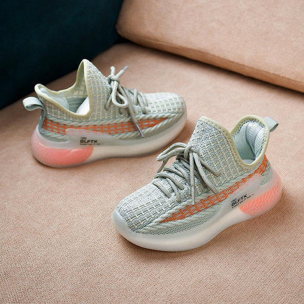 Dječje tenisice sa vezicama u tri boje - za djevojčice i dječake