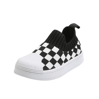 Adidasi pentru copii cu talpa plate - in negru si roz