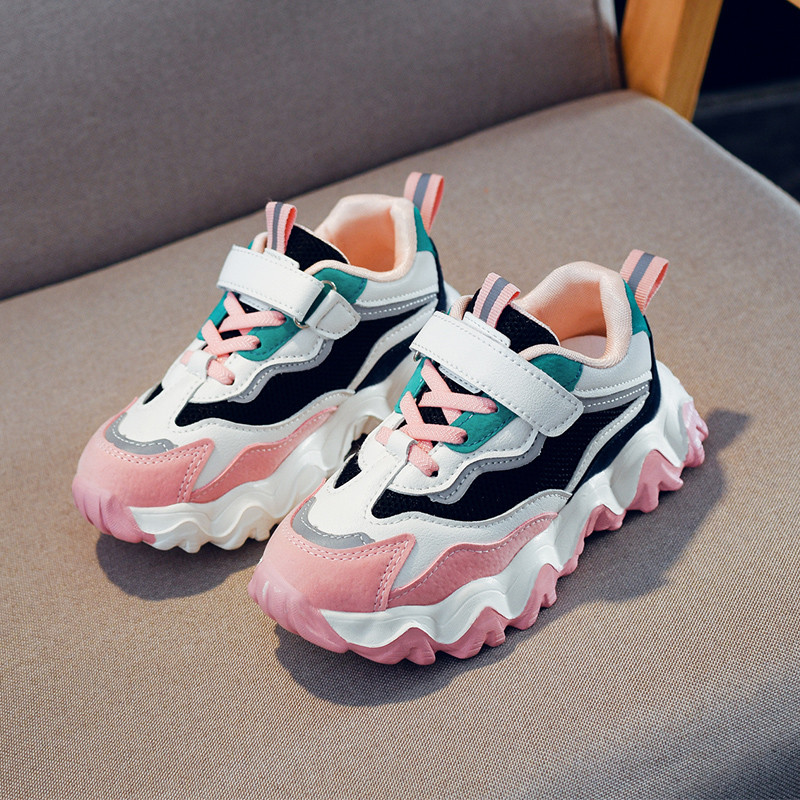 Παιδικά αθλητικά παπούτσια με λουράκια βελκρό και απαλή επένδυση σε διάφορα χρώματα