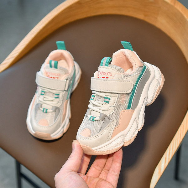 Αθλητικά παιδικά παπούτσια με κορδόνια για κορίτσια