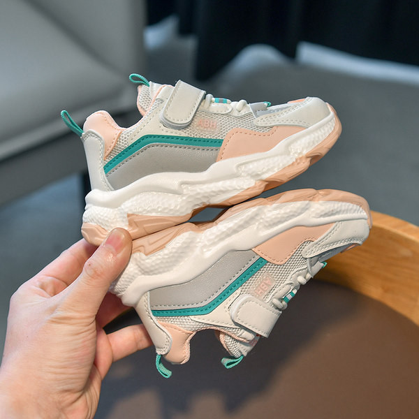 Αθλητικά παιδικά παπούτσια με κορδόνια για κορίτσια