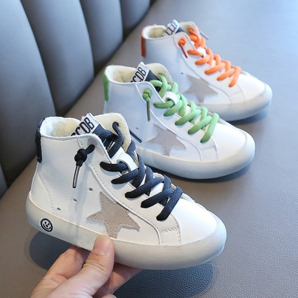 Παιδικά αθλητικά  παπούτσια με κορδόνια και επίπεδη σόλα