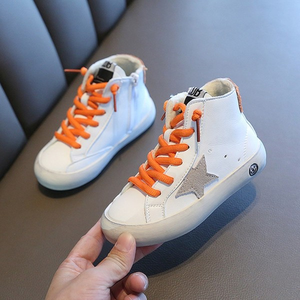 Παιδικά αθλητικά  παπούτσια με κορδόνια και επίπεδη σόλα