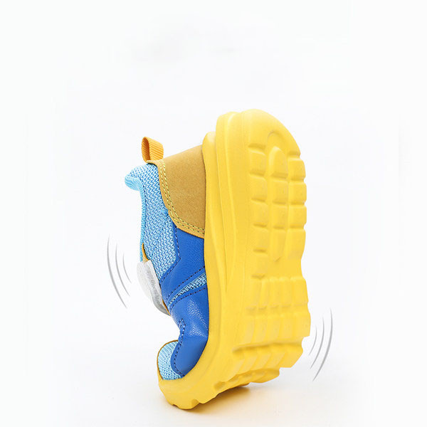 Dječje tenisice s naljepnicama i vezicama za djevojčice i dječake