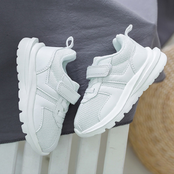 Mrežaste dječje tenisice s naljepnicama - za djevojčice i dječake