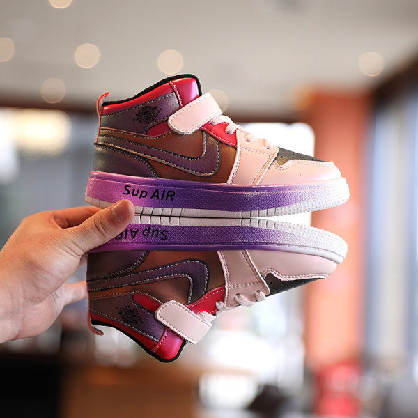 Novi model kožnih tenisica do gležnja