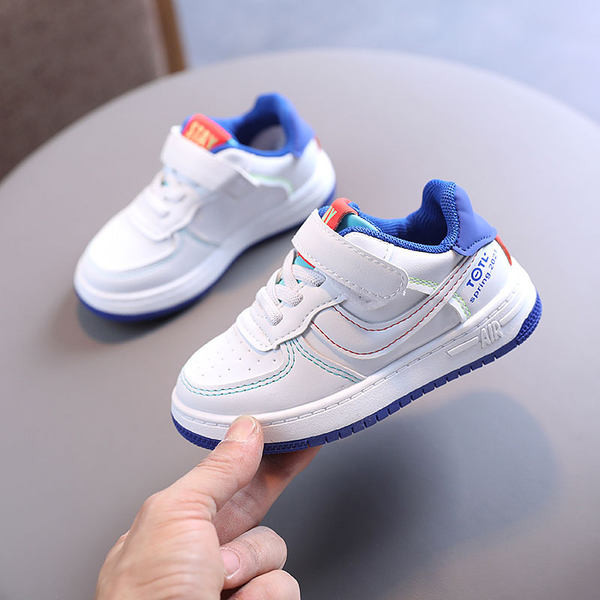 Μοντέρνα παιδικά αθλητικά παπούτσια από οικολογικό δέρμα για κορίτσια