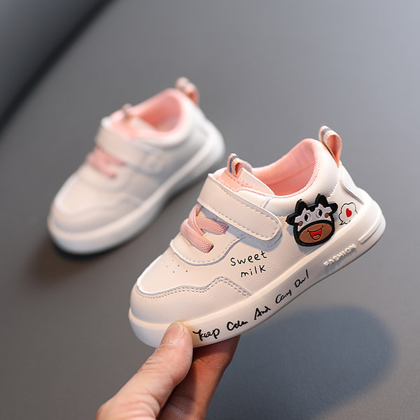 Dječje ležerne tenisice s amblemom i ravnim potplatom