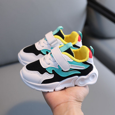 Ležerne dječje tenisice za djevojčice - primjerene za proljeće