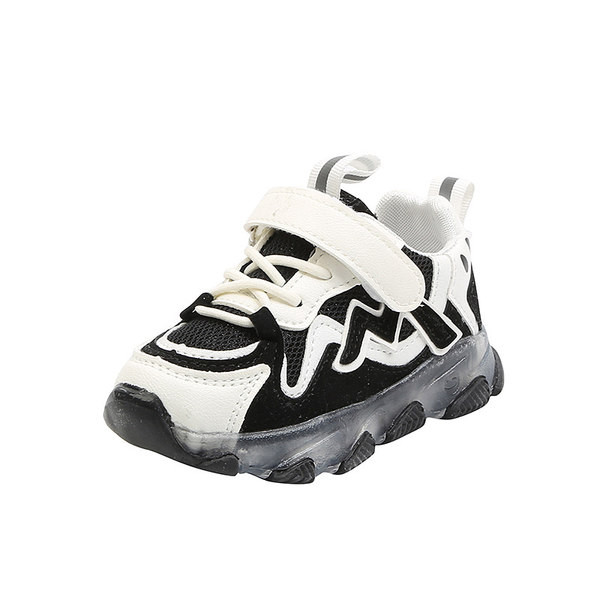 Igapäevased laste helendavad kleepsuga tossud