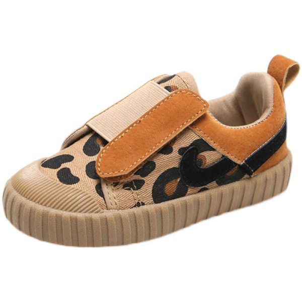 Novi model tenisica za djevojčicu sa animal printom