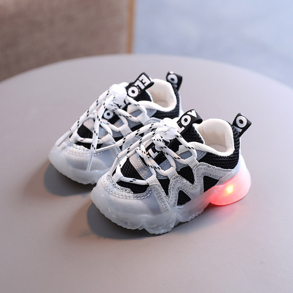 Moderne dječje tenisice za djevojčice sa svjetlećim đonom