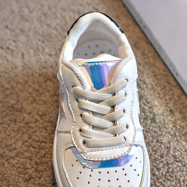 Dječje tenisice od eko kože sa ravnim đonom