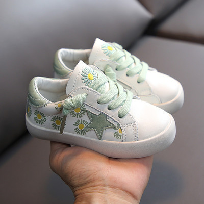 Adidași pentru copii cu flori brodate și talpă plată