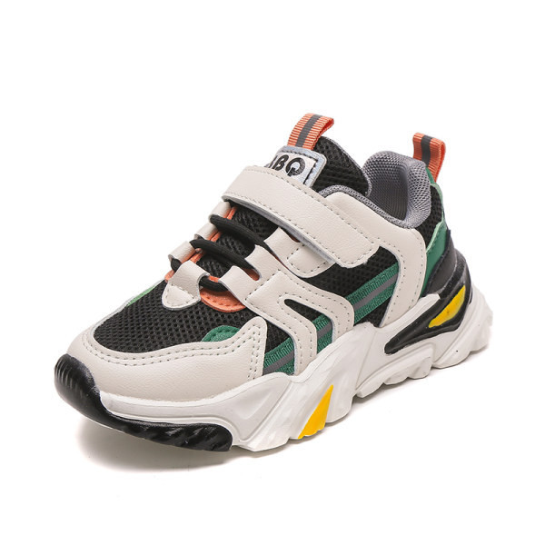 Παιδικά αθλητικά παπούτσια σε δύο χρώματα κατάλληλα για την άνοιξη