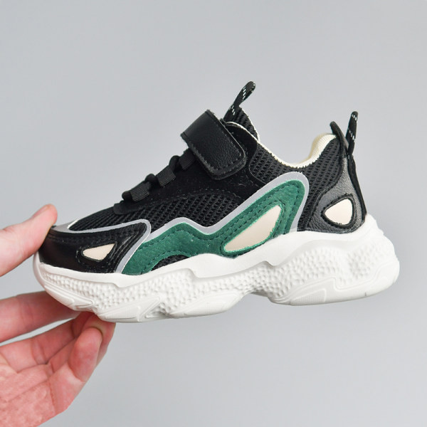 Dječje tenisice s toplom postavom i naljepnicama