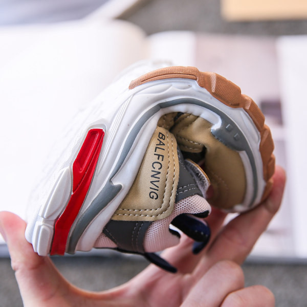 Ανοιξιάτικα αθλητικά παπούτσια για κορίτσια νέο μοντέλο