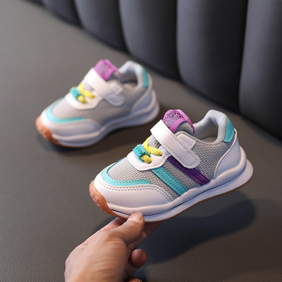 Novi model dječjih tenisica za djevojčice s ravnim potplatom u ljubičastoj i narančastoj boji