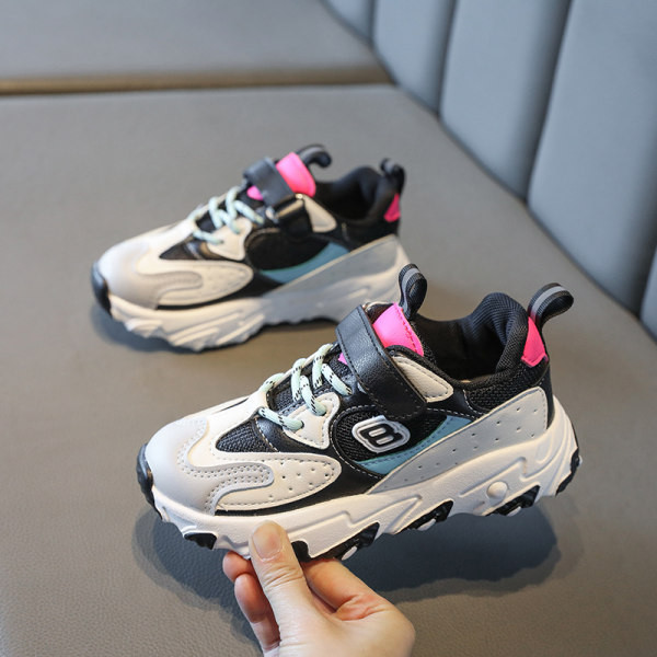 Trijų spalvų sportiniai vaikiški sportbačiai – mergaitėms ir berniukams