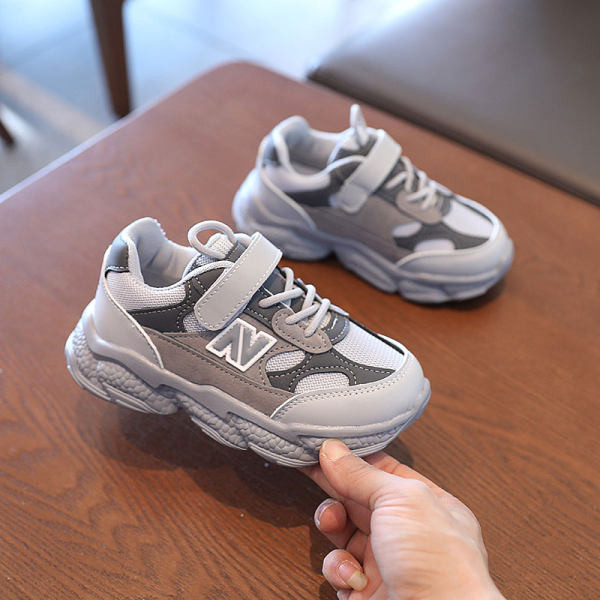 Novi model dječjih tenisica sa grubim đonom za djevojčice i dječake