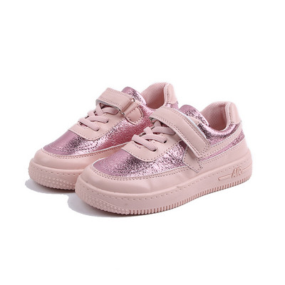 Παιδικά αθλητικά παπούτσια για κορίτσια με λαμπερό αποτέλεσμα