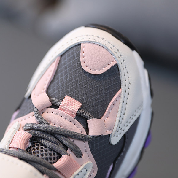 Proljetno-jesenske tenisice s grubim potplatom novi model