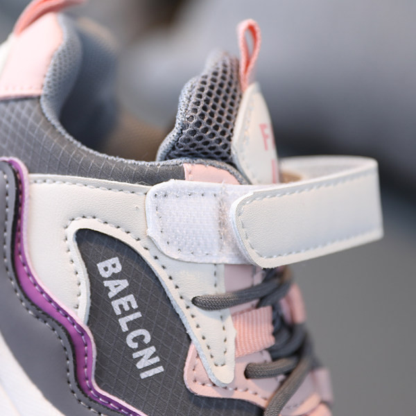 Proljetno-jesenske tenisice s grubim potplatom novi model