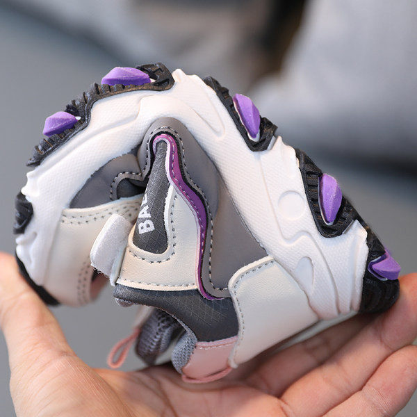 Proljetno-jesenske tenisice s grubim potplatom novi model