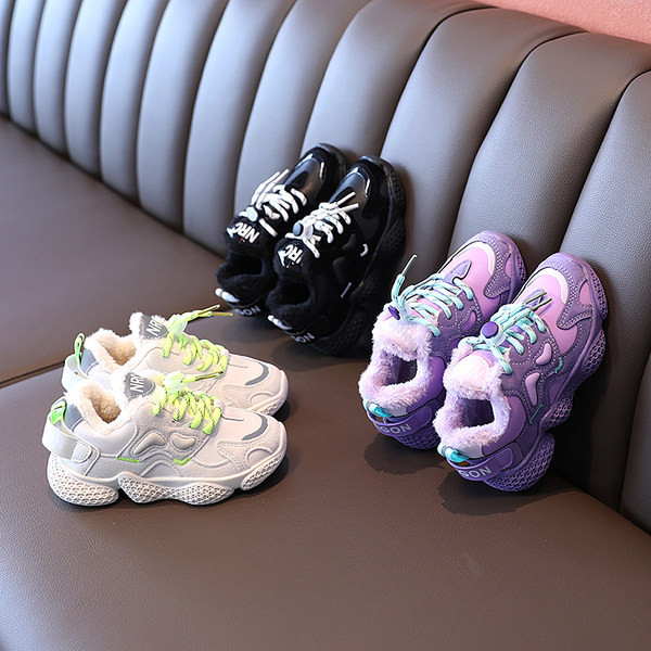 Dječje tenisice s vezicama i toplom postavom u tri boje