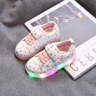 Model nou de adidasi copii cu imprimeu si talpa luminoasa pentru fete