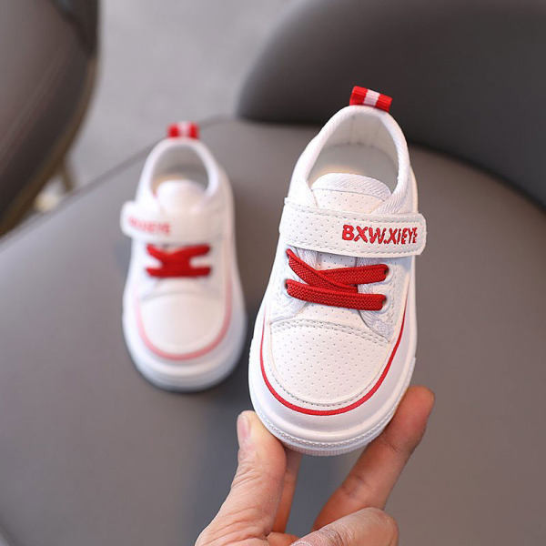 Dječje kožne tenisice s kopčanjem na čičak