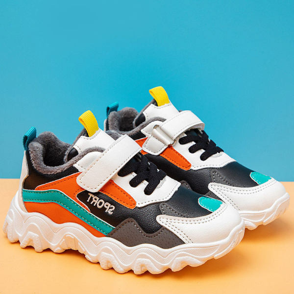 Novi model dječjih casual tenisica sa naljepnicom za djevojčice